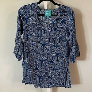 Escapada Blue & White Patterned 3/4 Sleeve Top